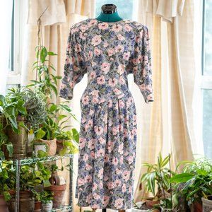 Vintage floral pink, green, and purple dress with 3/4 sleeve Size 20WP